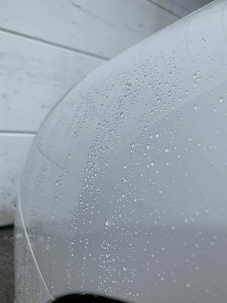 ADBL Synthetic Spray Wax på lakken