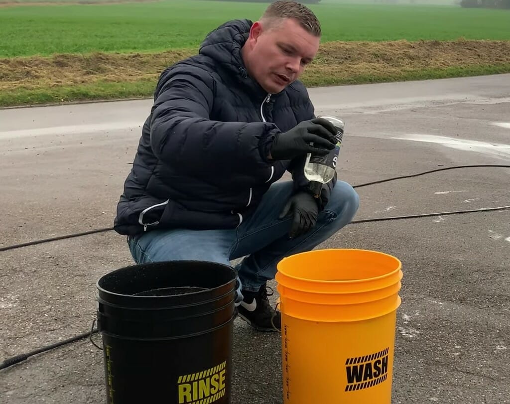 Auto Glanz Pure og 2 vaskespande