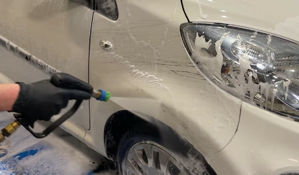 Snavs sidder der stadig Snavs sidder der stadig